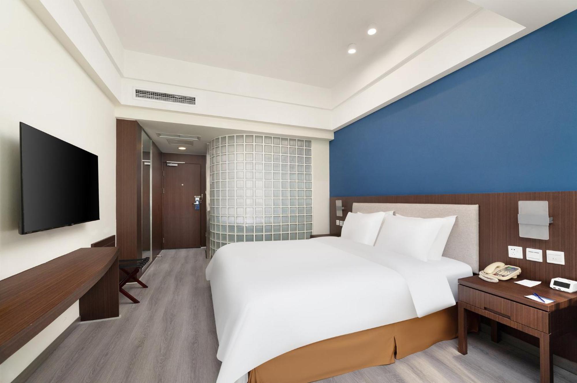 Holiday Inn Express Chengdu Wuhou By Ihg-Wuhou Temple And Jinli Exterior foto